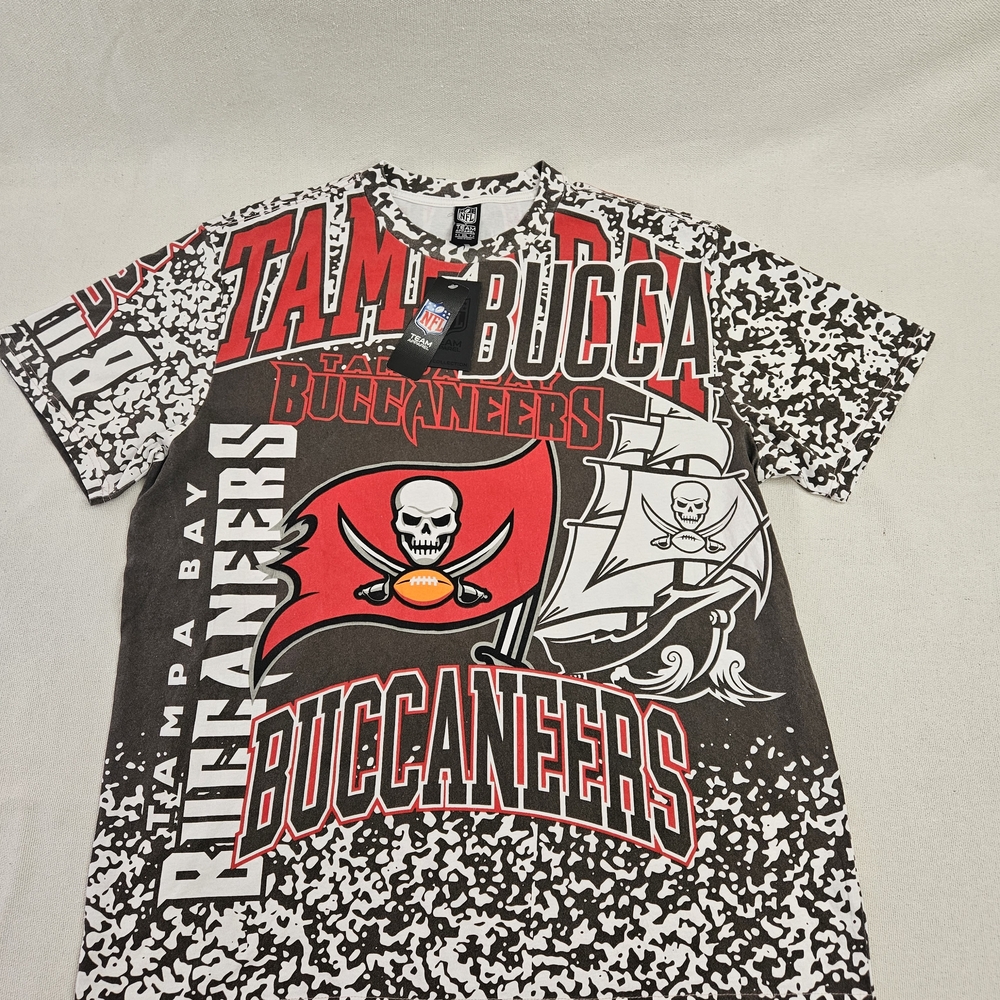 Tampa Bay Buccaneers NFL Jumbotron Short Sleeve Graphic Tee T-Shirt Men's XXL